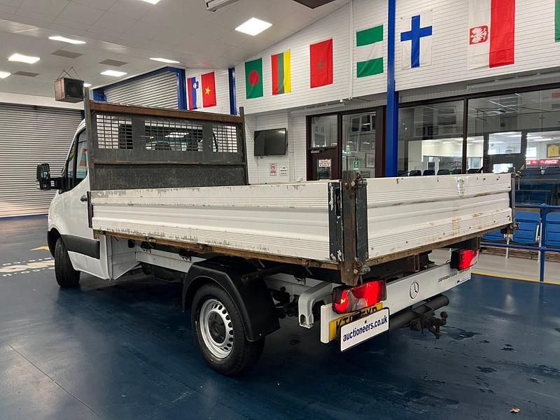 Used Mercedes Sprinter 143 HP (105 kW) 2019 White Van