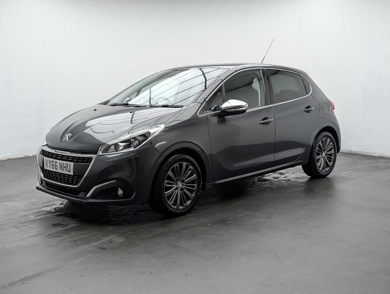 Used Peugeot 208 Allure 100 HP (73 kW) 2016 Grey Hatchback