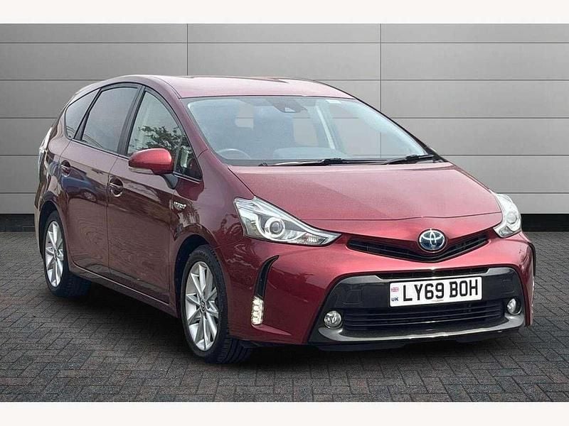 Red Used 2020 Toyota Prius+ MPV | £19,895 (Fair price) - Image 1/3