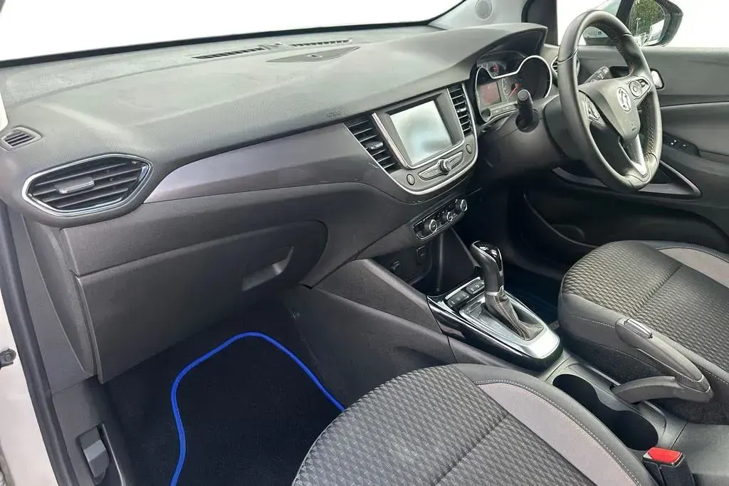Used Vauxhall Crossland X Elite 110 HP (80 kW) 2019 Silver SUV