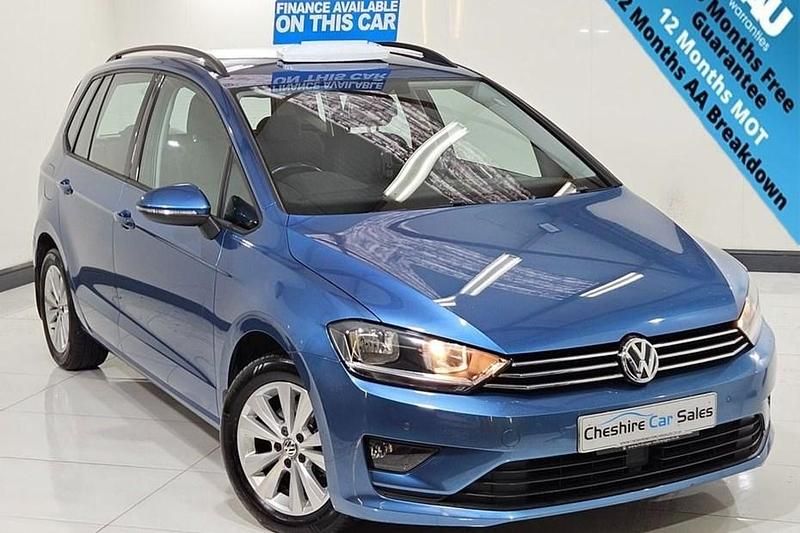 Used VW Golf VII SE 110 HP (80 kW) 2015