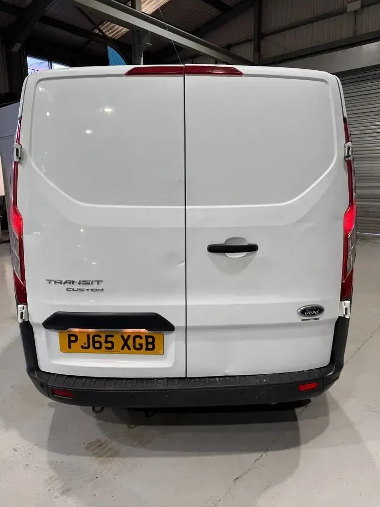 Used Ford Transit Custom Trend 123 HP (90 kW) 2015 White Van