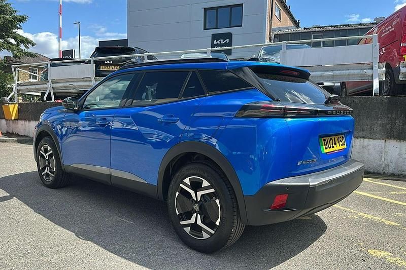 Blue New 2024 Peugeot e-2008 Allure SUV | £17,895 (Fair price) - Image 1/3