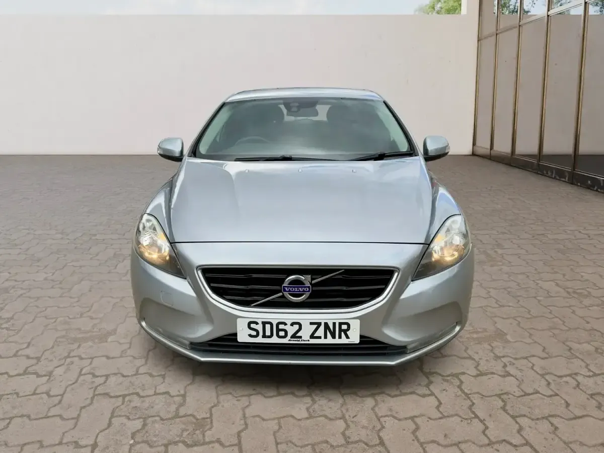 Used Volvo V40 2012 Silver Hatchback