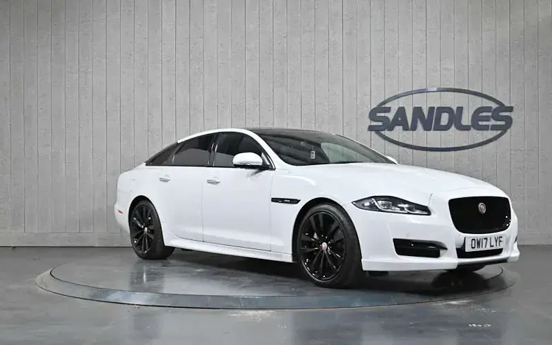 Used Jaguar XJ R-Sport 300 HP (220 kW) 2019 Sedan
