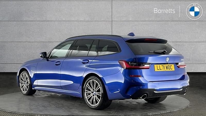 Used BMW 330e M Sport 288 HP (211 kW) 2022 Blue Estate