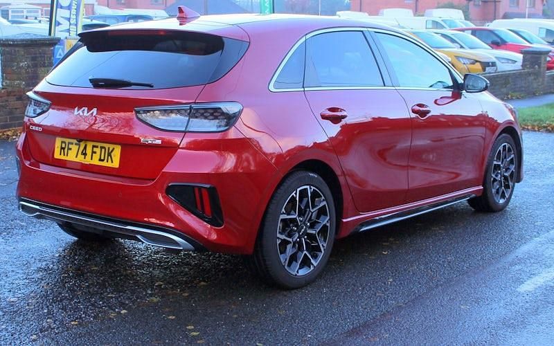 Used Kia Ceed GT-Line 140 HP (102 kW) 2024 Red Hatchback