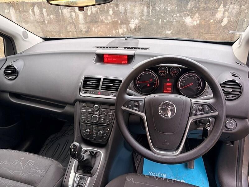 Used Vauxhall Meriva 99 HP (72 kW) 2011 Grey MPV