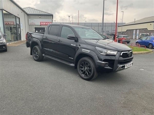 Black New 2025 Toyota HiLux Pickup | £50,394 (Expensive) - Image 1/1