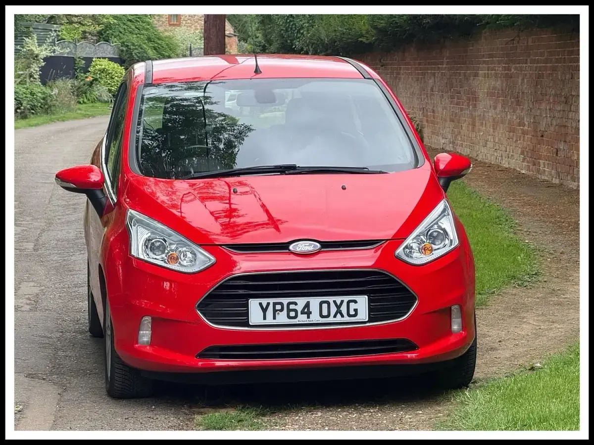 Used Ford B-MAX Titanium 105 HP (77 kW) 2014 Red MPV