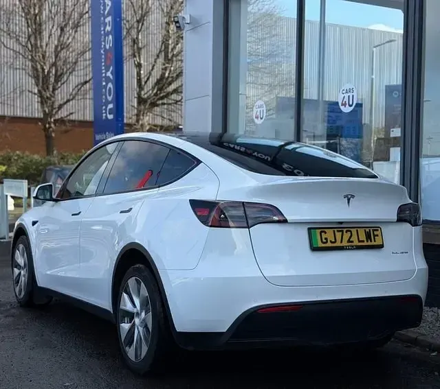 Used Tesla Model Y 282 kW (384 HP) 2022 White SUV