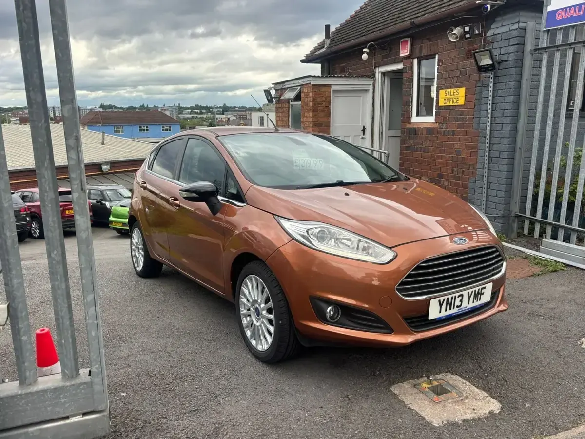 Used Ford Fiesta Titanium 2013 Bronze Hatchback