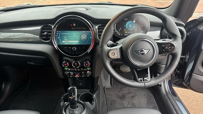 Used Mini Cooper Exclusive 134 HP (98 kW) 2024 Black Hatchback