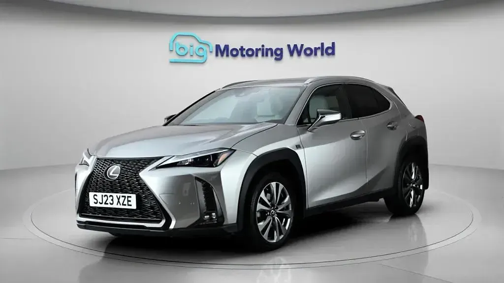 Used Lexus UX 250h Sport Design Packet 184 HP (135 kW) 2023 Silver SUV
