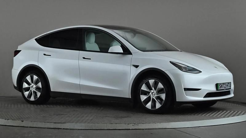 White Used 2022 Tesla Model Y Long Range AWD SUV | £23,977 (Fair price) - Image 1/4
