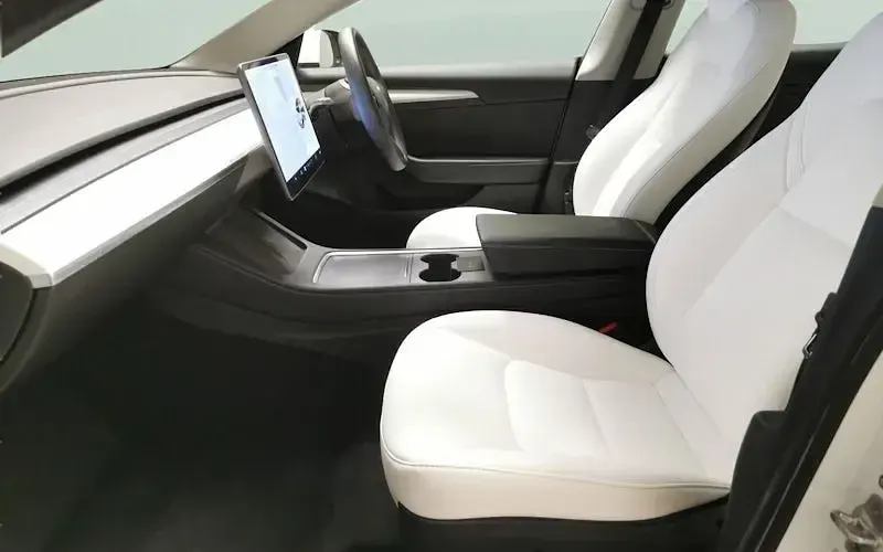 Used Tesla Model 3 Standard Range 208 kW (283 HP) 2021 White Sedan
