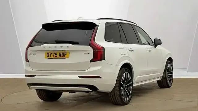 Usado Volvo XC90 Ultra 247 HP (181 kW) 2025 Branco SUV