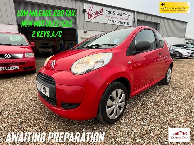 Used Citroën C1 VTR Sport 68 HP (50 kW) 2011 Red Hatchback