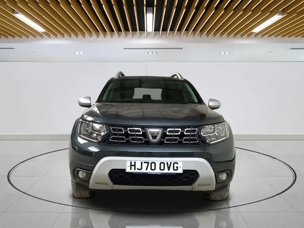 Usado Dacia Duster Comfort 100 HP (73 kW) 2020 Cinzento SUV