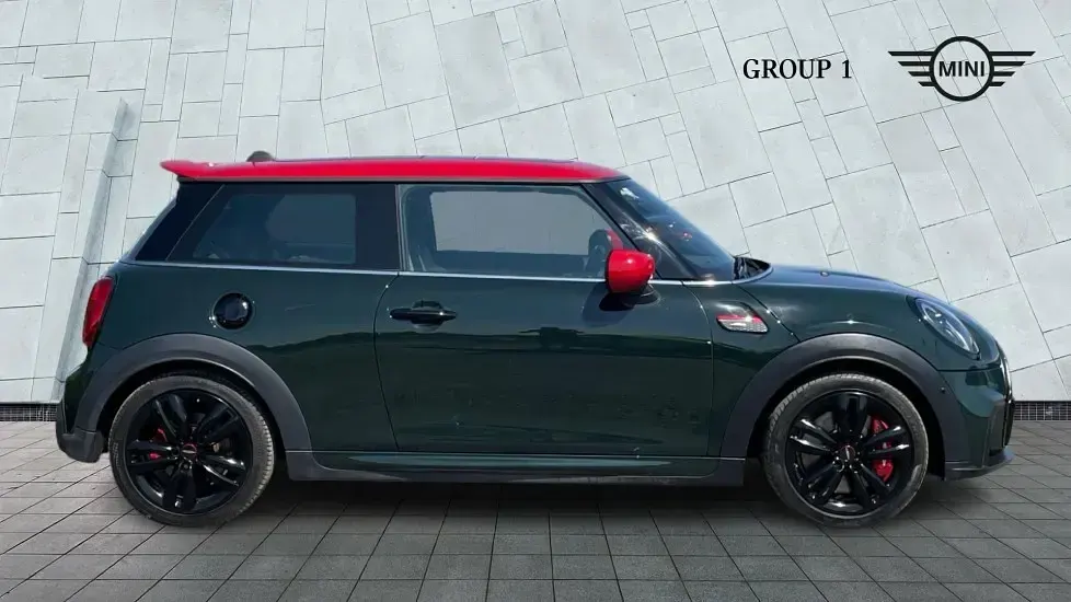 Used Mini John Cooper Works Hatch 228 HP (167 kW) 2023 Green Hatchback