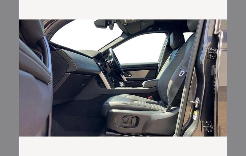 Used Land Rover Discovery Sport HSE Dynamic 204 HP (150 kW) 2024 Grey SUV
