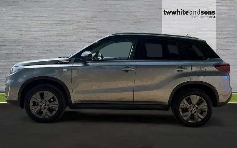 Used Suzuki Vitara SZ-T 116 HP (85 kW) 2024 SUV