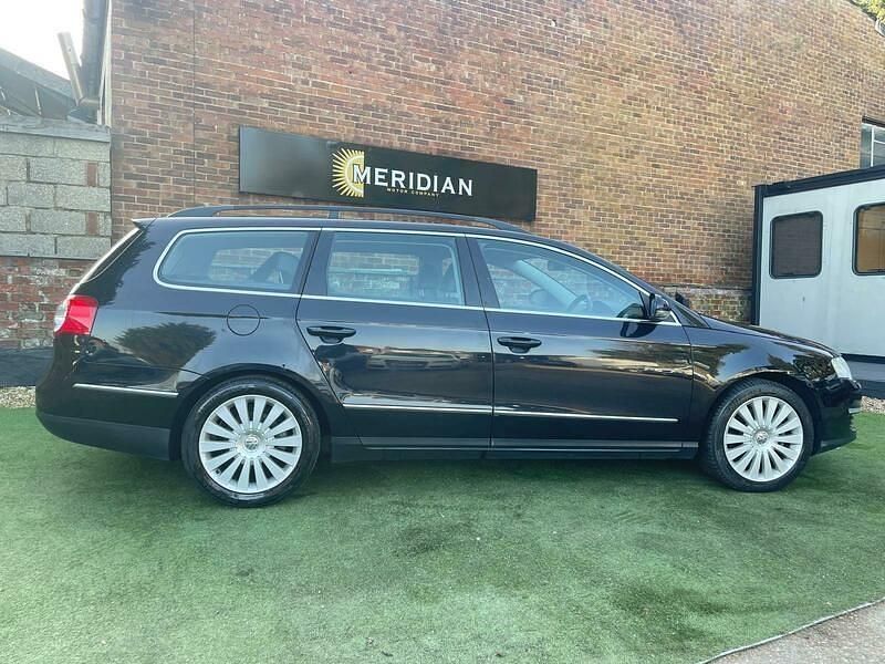 Used VW Passat Highline 2010 Black