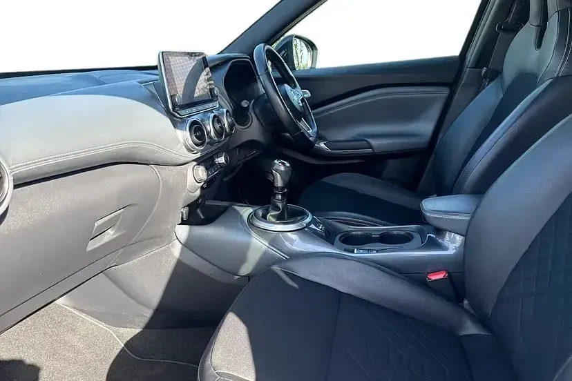 Used Nissan Juke Tekna 114 HP (83 kW) 2020 Black SUV