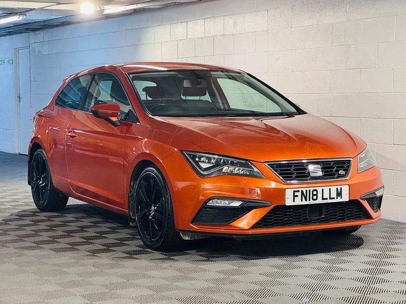 Orange Used 2018 Seat Leon FR Hatchback | £4,989 (Fair price) - Image 1/4