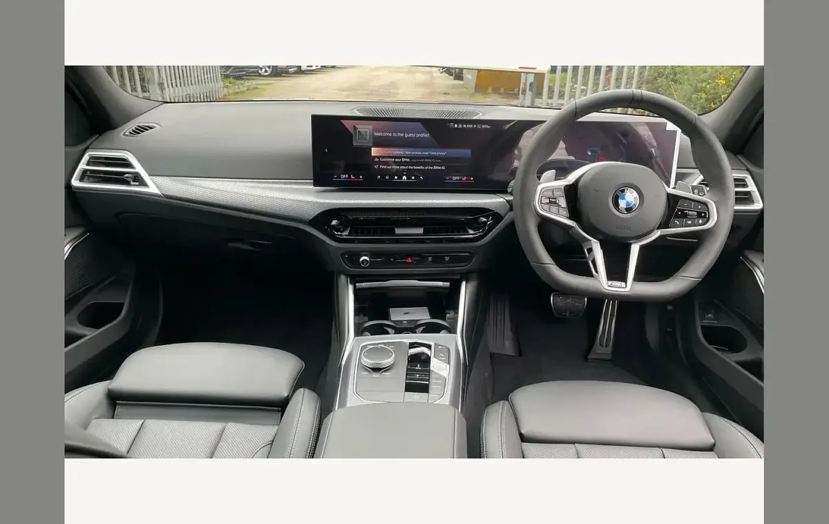 Used BMW 320 M Sport 180 HP (132 kW) 2026 Blue Estate