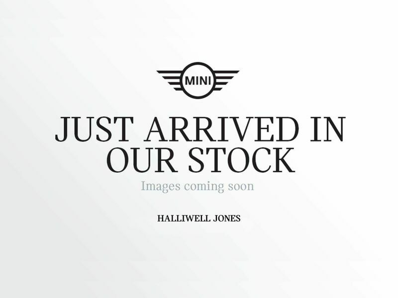 Silver Used 2019 Mini Cooper S Clubman Exclusive Estate | £17,999 - Image 1/4