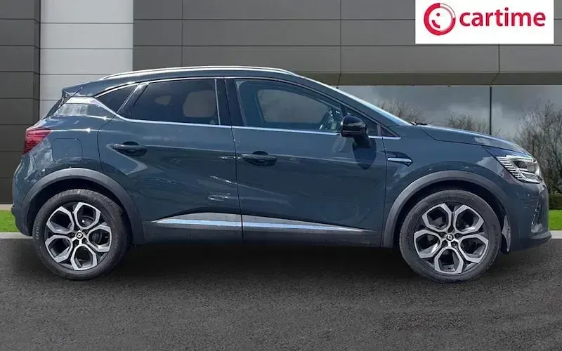 Used Renault Captur SE 91 HP (66 kW) 2022 Blue SUV
