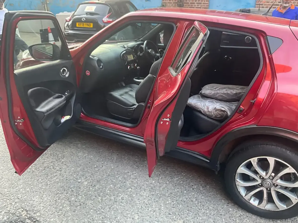 Used Nissan Juke Tekna 2015 Red SUV