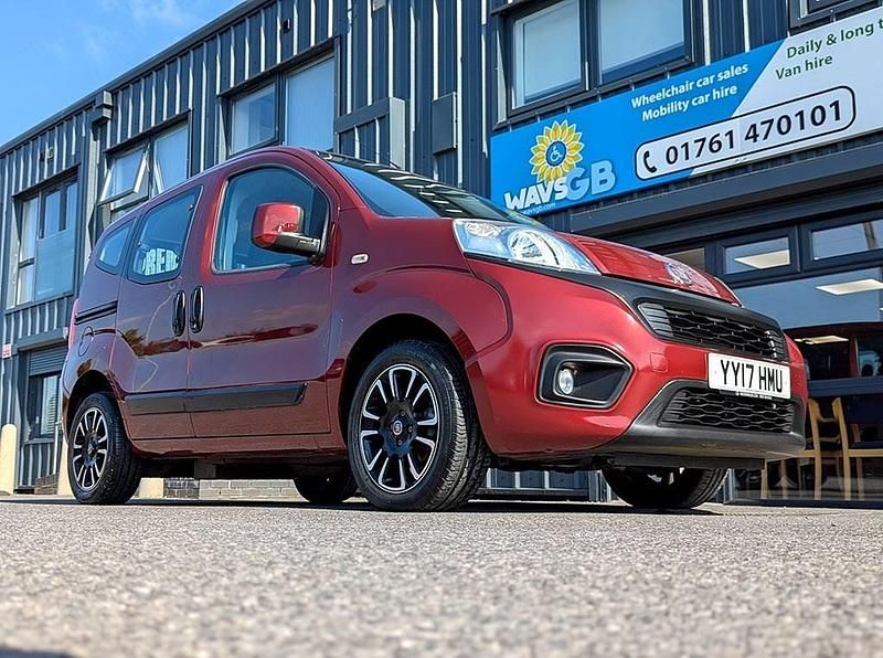 Red Used 2017 Fiat Qubo Lounge MPV | £12,995 (Fair price) - Image 1/4
