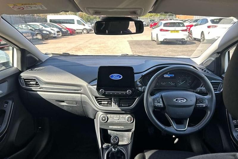 Usado Ford Puma Titanium 123 CV (90 kW) 2022 Blanco SUV