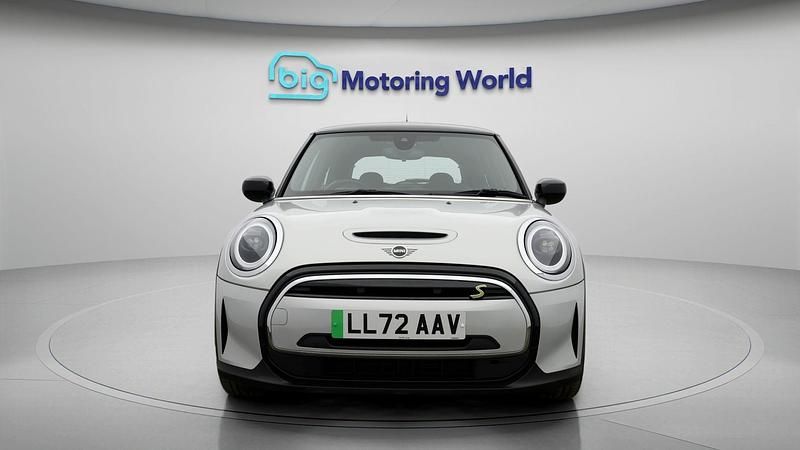 Used Mini Cooper SE Hatch 133 kW (181 HP) 2023 Hatchback