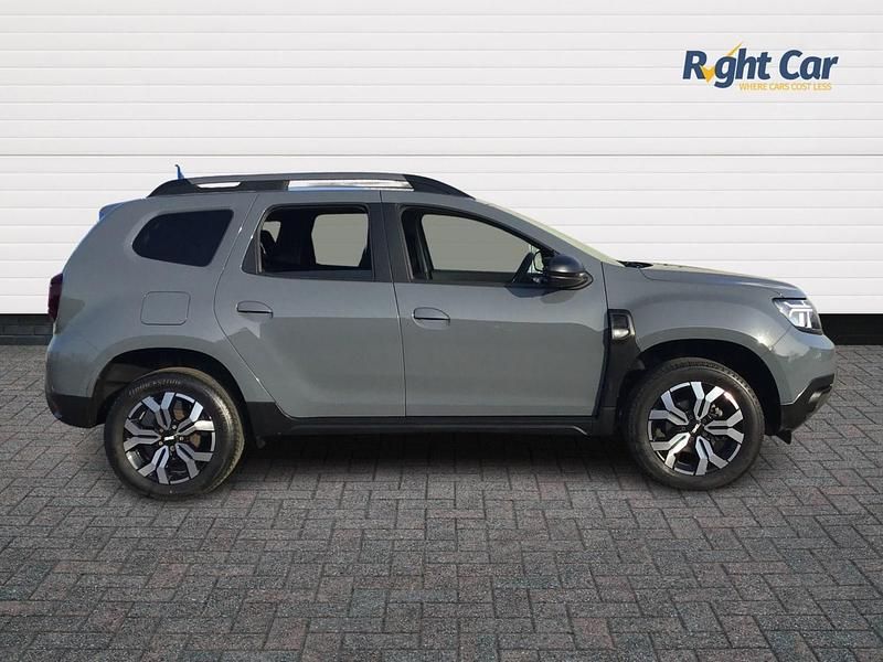 Used Dacia Duster Journey 130 HP (95 kW) 2023 Urban grey SUV