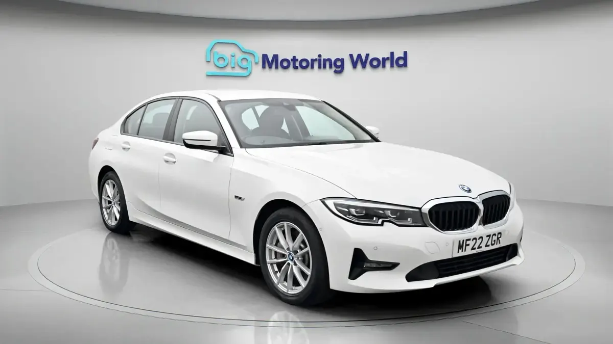 Used BMW 330e 292 HP (214 kW) 2022 Sedan