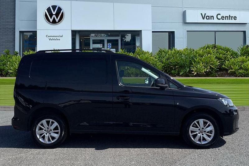 Used VW Caddy Pro 122 HP (89 kW) 2025 Black MPV