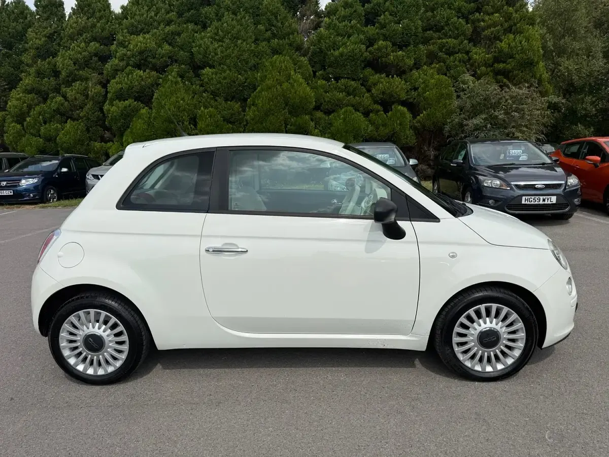 Used Fiat 500 Pop 69 HP (50 kW) 2012 White Hatchback