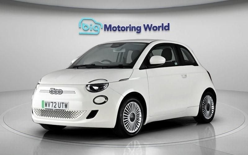 Used Fiat 500e Icon 86 kW (118 HP) 2022 White Hatchback