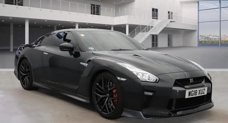 Used Nissan GT-R Recaro 570 HP (419 kW) 2018 Black Coupe
