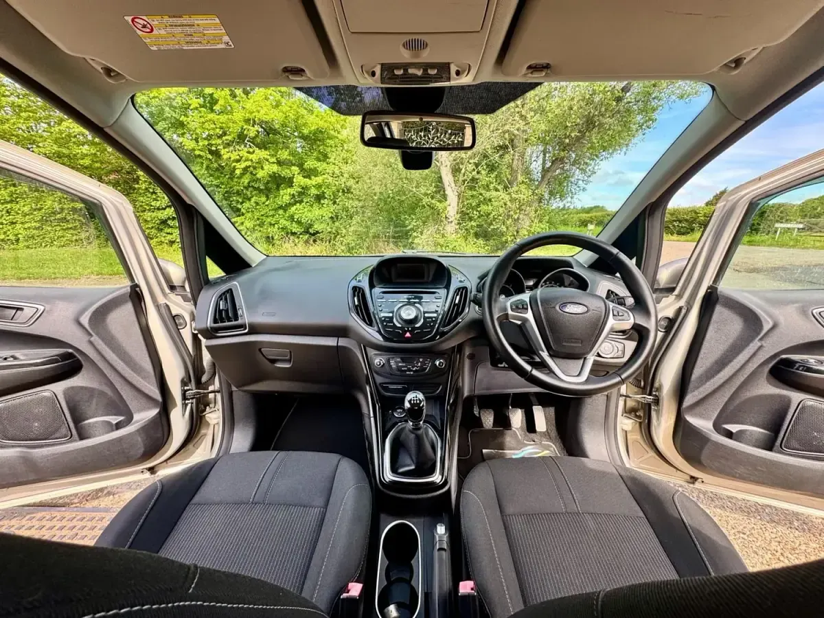 Używany Ford B-MAX Titanium 95 KM (69 kW) 2013 Srebrny Minivan