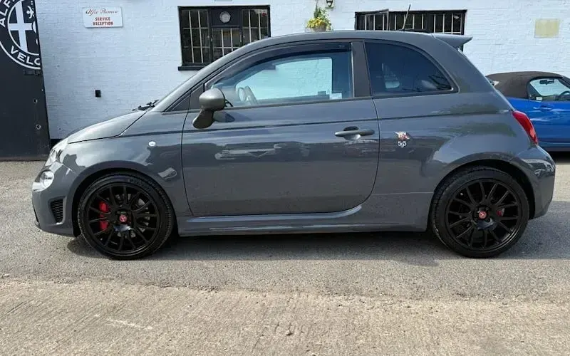 Begagnad Abarth 595 Competizione 182 HK (133 kW) 2022 Halvkombi