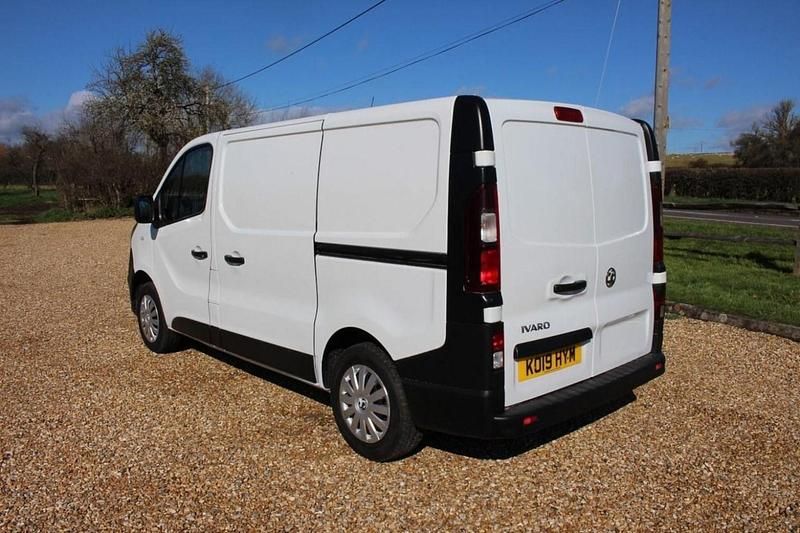 Used Vauxhall Vivaro 2019 White MPV