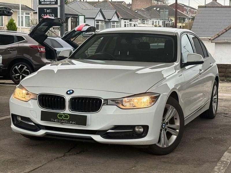 Used BMW 316 Sport Line 136 HP (100 kW) 2013 White Sedan
