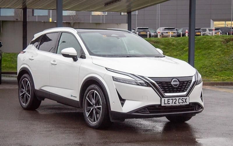 Used Nissan Qashqai Tekna 190 HP (139 kW) 2023 Storm white SUV