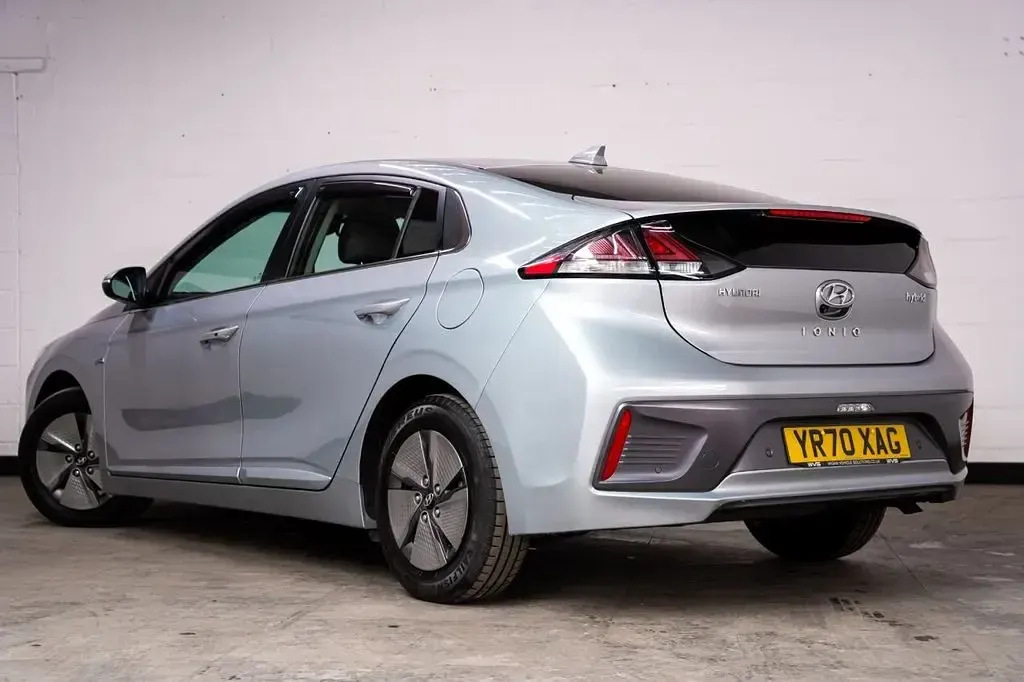 Used Hyundai Ioniq Premium 141 HP (103 kW) 2020 Silver Hatchback