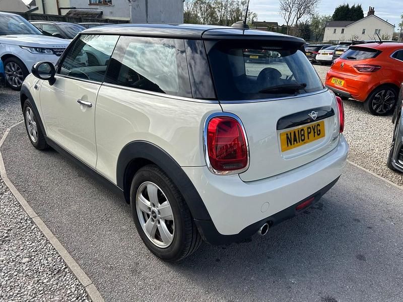 Used Mini Cooper Hatch 2018 White Hatchback