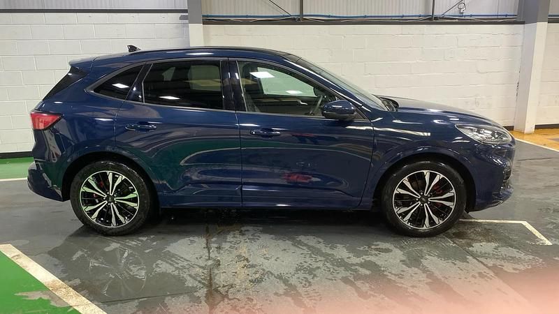 Used Ford Kuga ST-Line X 150 HP (110 kW) 2023 Blue SUV
